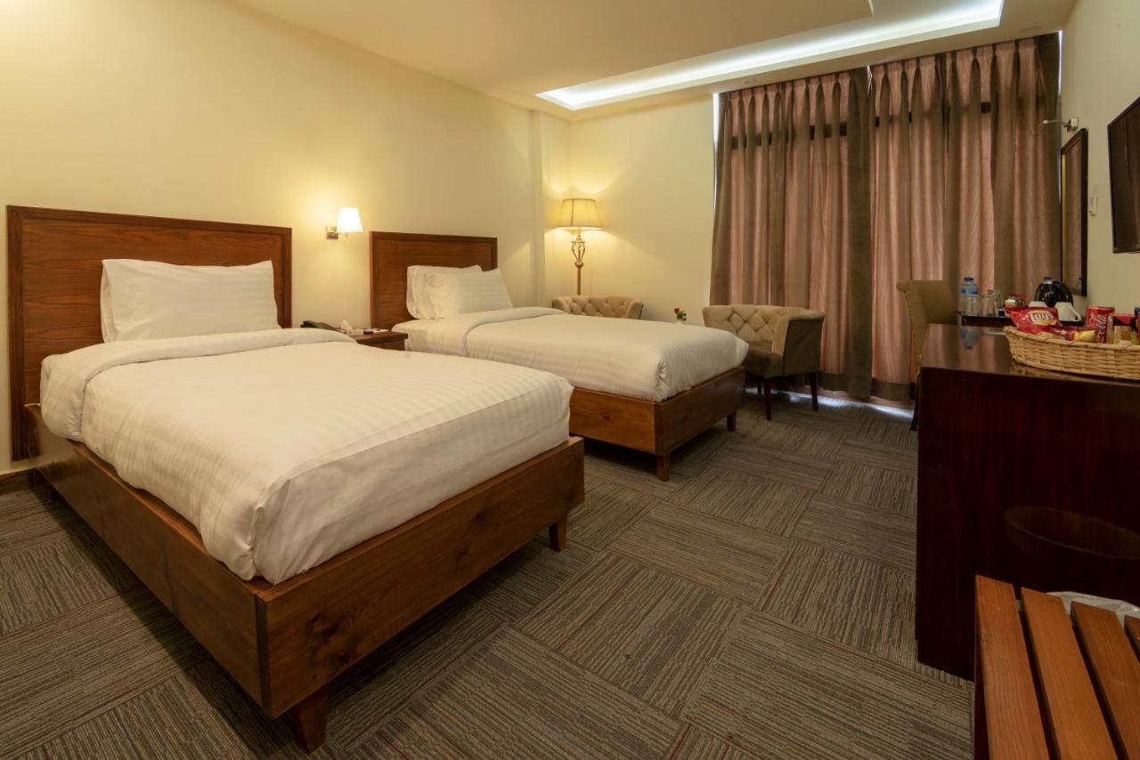 Hotel One Naran Extérieur photo